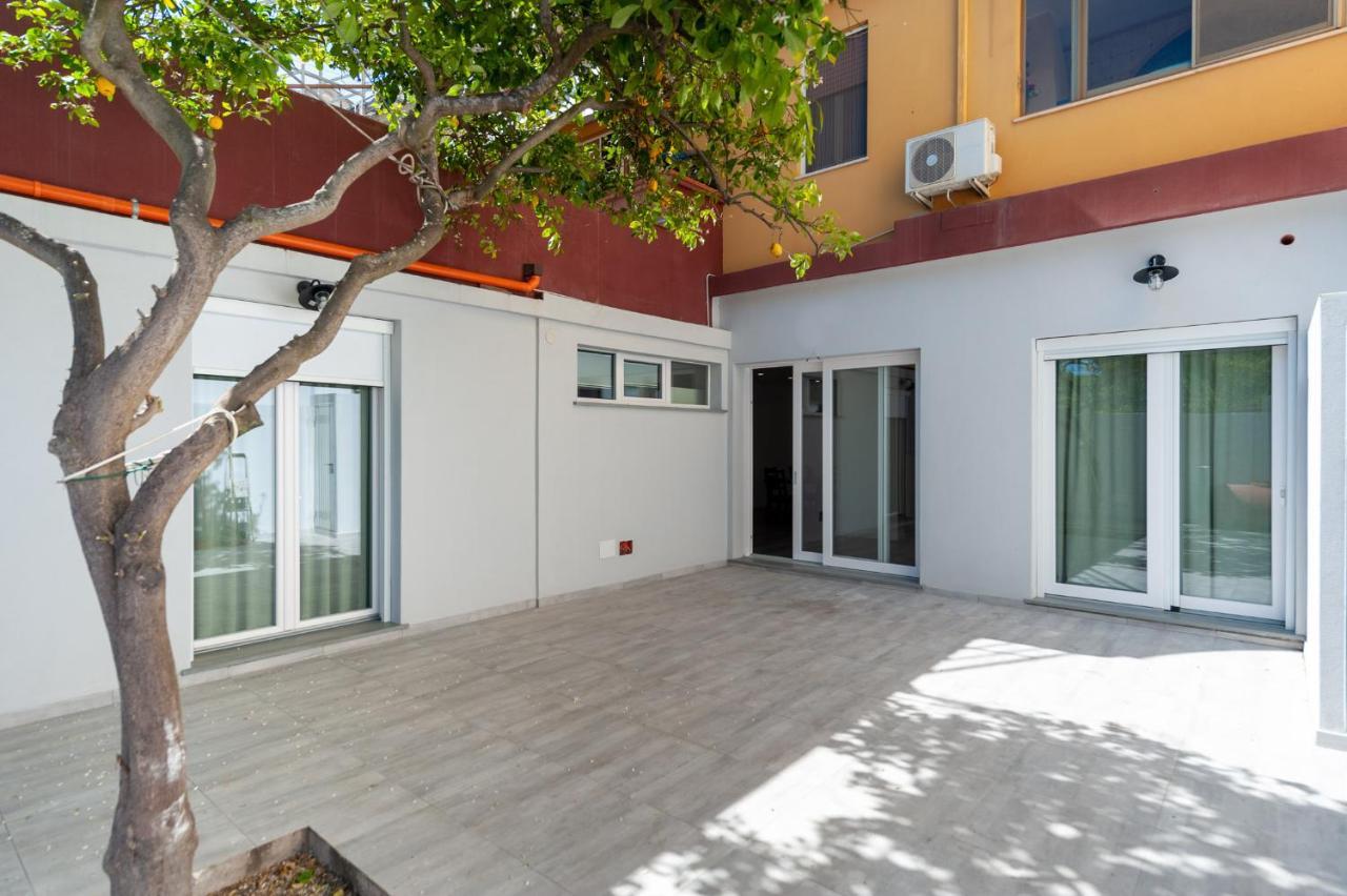 Lemon'S Apartment Elmas Luaran gambar