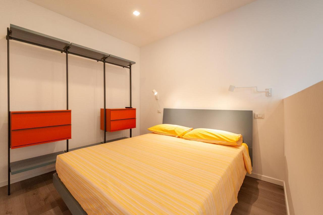 Lemon'S Apartment Elmas Luaran gambar